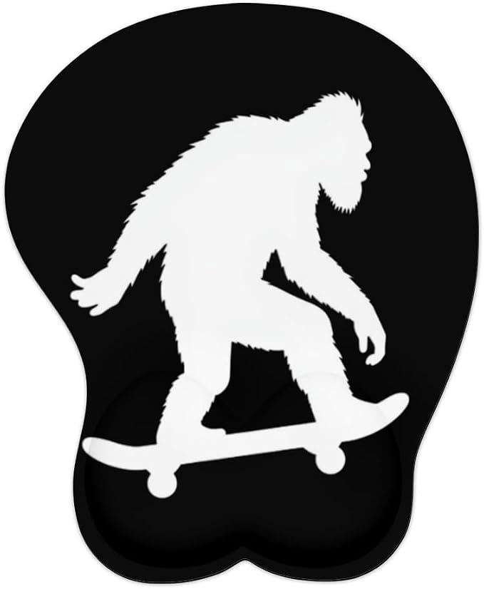 Bigfoot Skateboarding Sasquatch 0