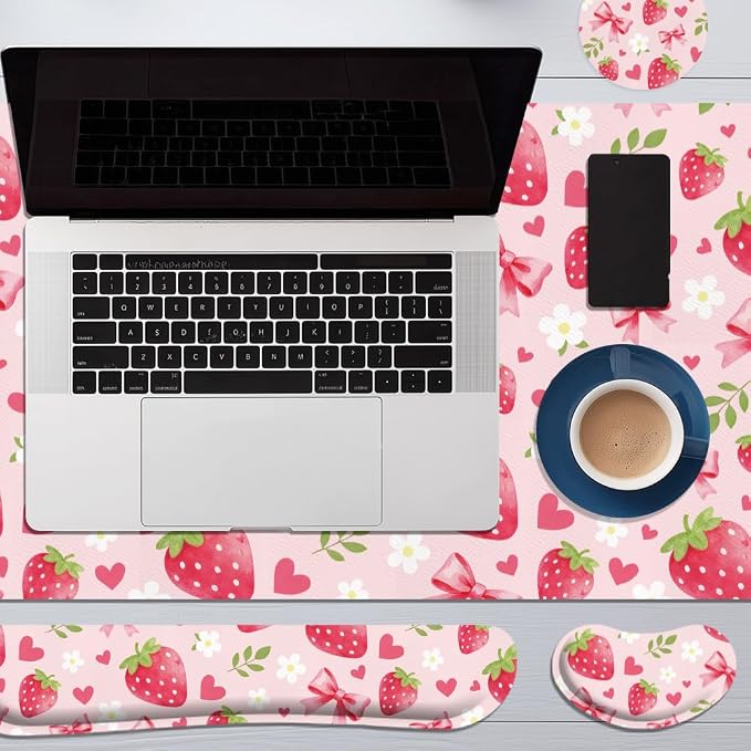 Pink Strawberry Pattern