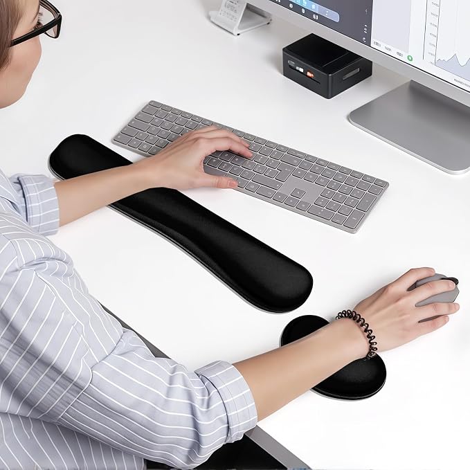 Black - 2 Wrist Rests