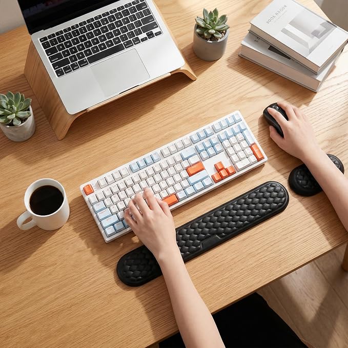 Black Wrist Rest